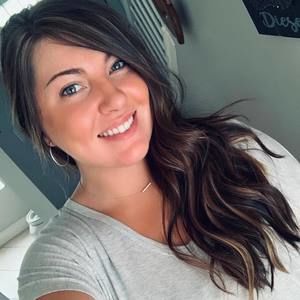 Meet your Posher, Kayla